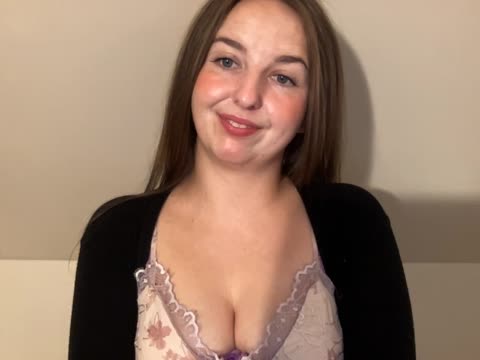 charlottenatural na BongaCams: fotky a profil