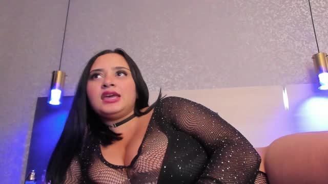 allyjhones — XloveCam वेबकैम मॉडल: फ़ोटो