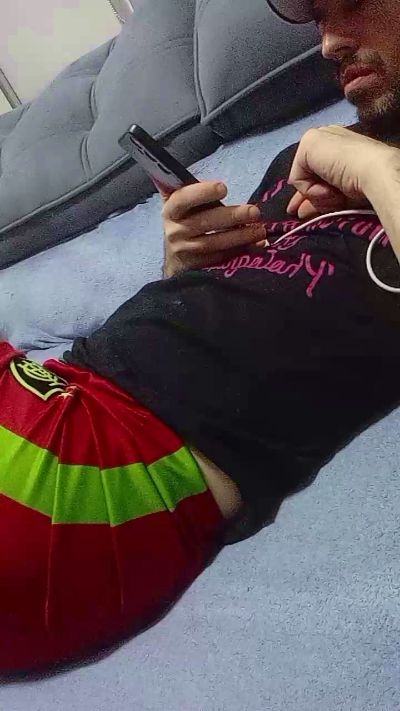 uber_dot_pr – уебкам модел в Cam4: снимки