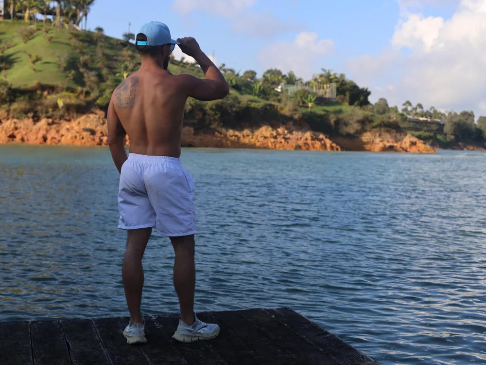 DannSaenz – Stripchat webkamerás modell