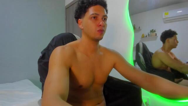 kris-khalifa ב-Flirt4Free: תמונות ופרופיל
