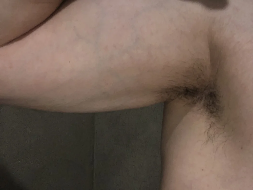 Фото вебкам-модели qualunque_21 на Stripchat