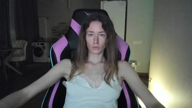 oksanafedorova — Chaturbate 直播模特：照片与资料