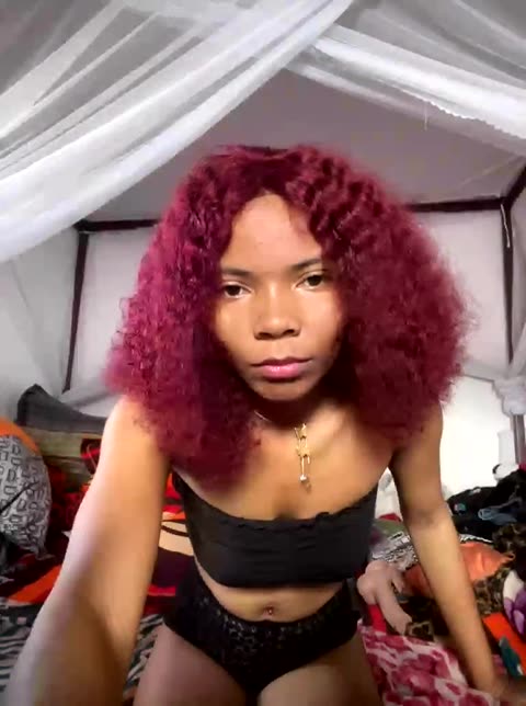 Preview photo of webcam model anaya2000 on BongaCams