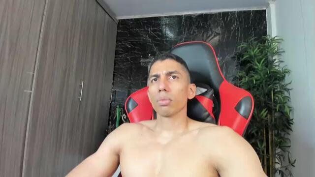 erik-castle – Flirt4Free webkamerás modell