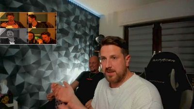Preview photo of webcam model ronhill13 on Cam4