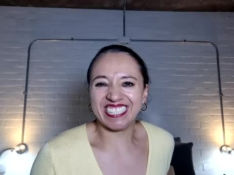 bellalolita na XloveCam: fotky a profil