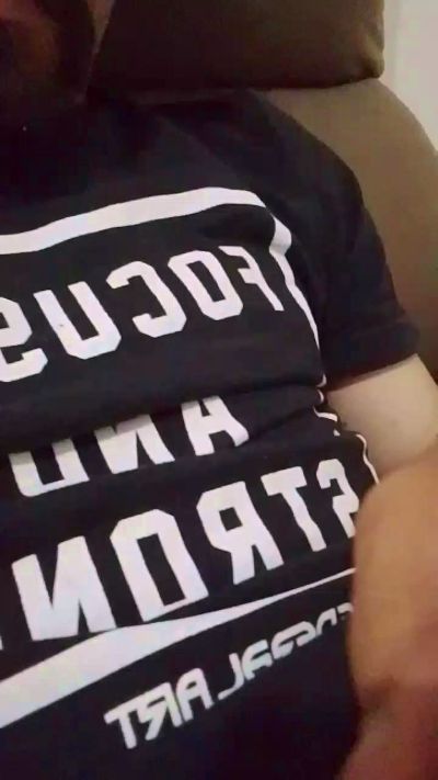 jovemcwbjlle ב-Cam4: תמונות ופרופיל